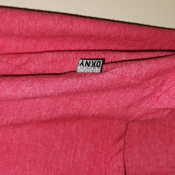 DKNY NYC Skyline Logo Short Sleeve Shirt Pink Silver Glitter - Picture 3 of 4